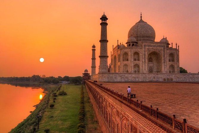 Agra – Delhi – Ajmer – ₹9,999
