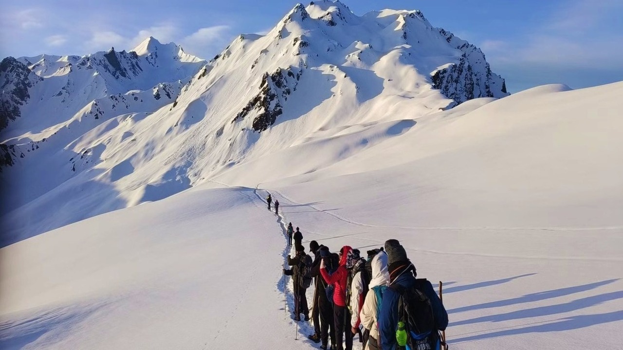 Sar Pass Trek – ₹4,999