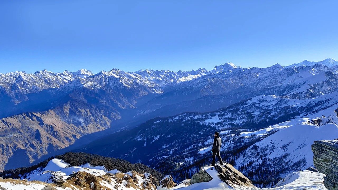 Kedarkantha Trek – ₹4,999 (Dehradun to Dehradun)
